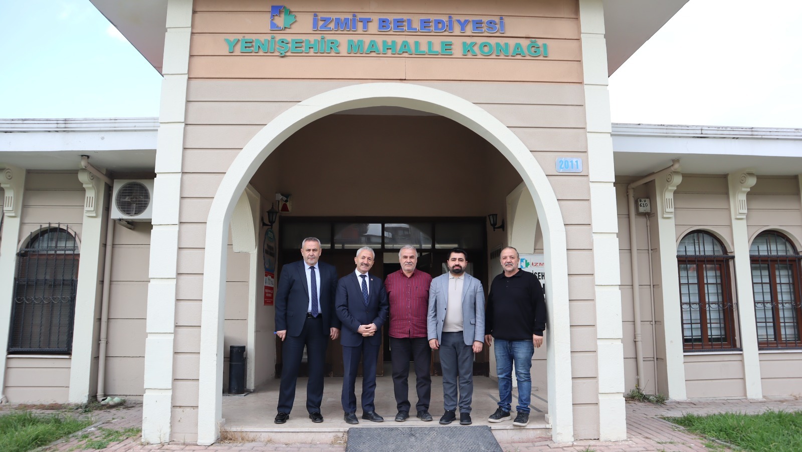 İzmit Belediyesinden muhtarlara yerinde ziyaret