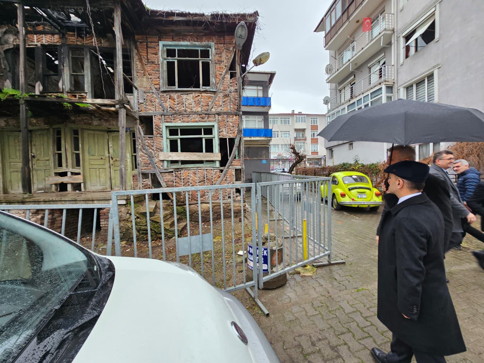 Vali Aktaş’tan Restorasyon Çalışmaları Süren Tarihi ve Kültürel Yapılara Ziyaret