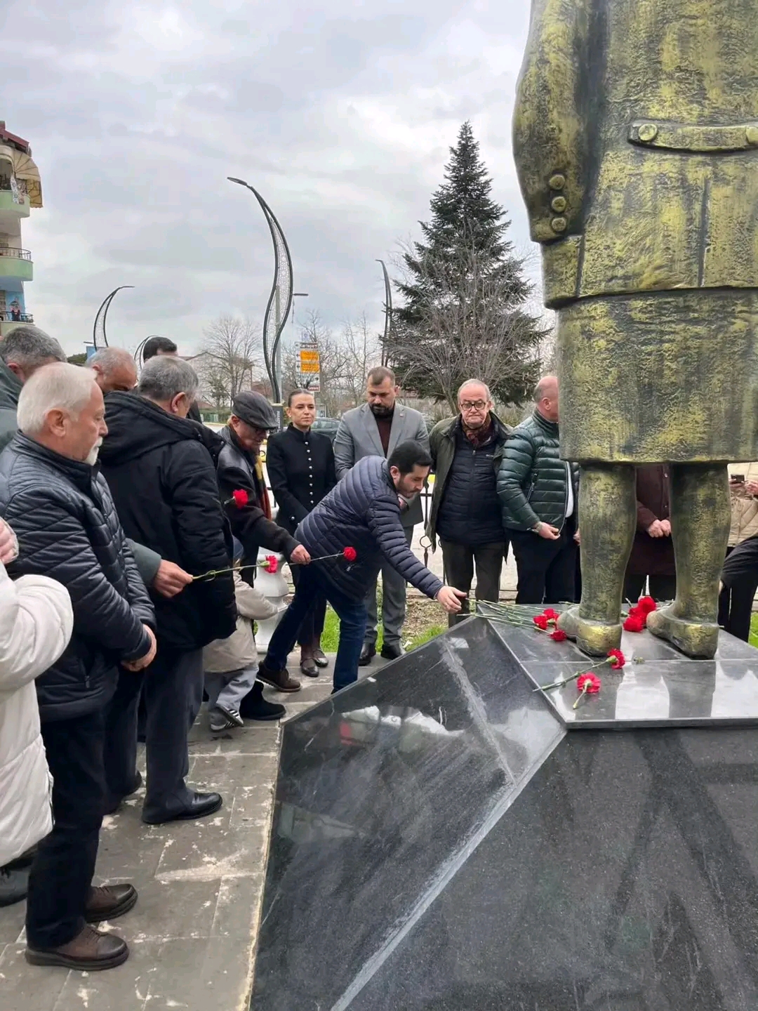 LEYLA ATAKAN CHP KARTEPE İLCE BASKANLIĞI TARAFINDAN MAŞUKİYEDE ANILDI
