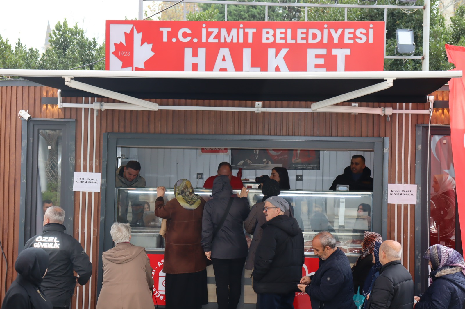 Halk Et Mobil Aracı, Ramazan’ın ilk gününde  İzmit Belediye Meydanı’nda olacak