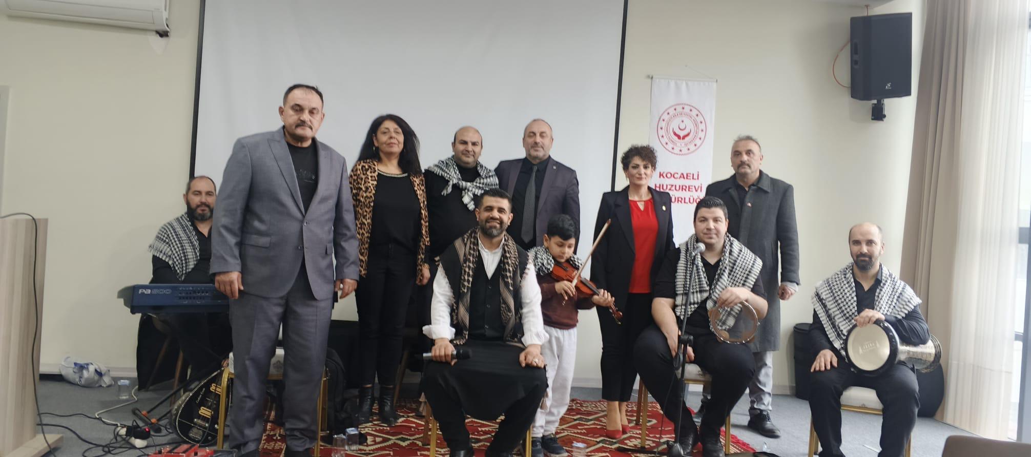 MHP İzmit’ten kalplere dokunan  Sevgililer Günü sürprizi