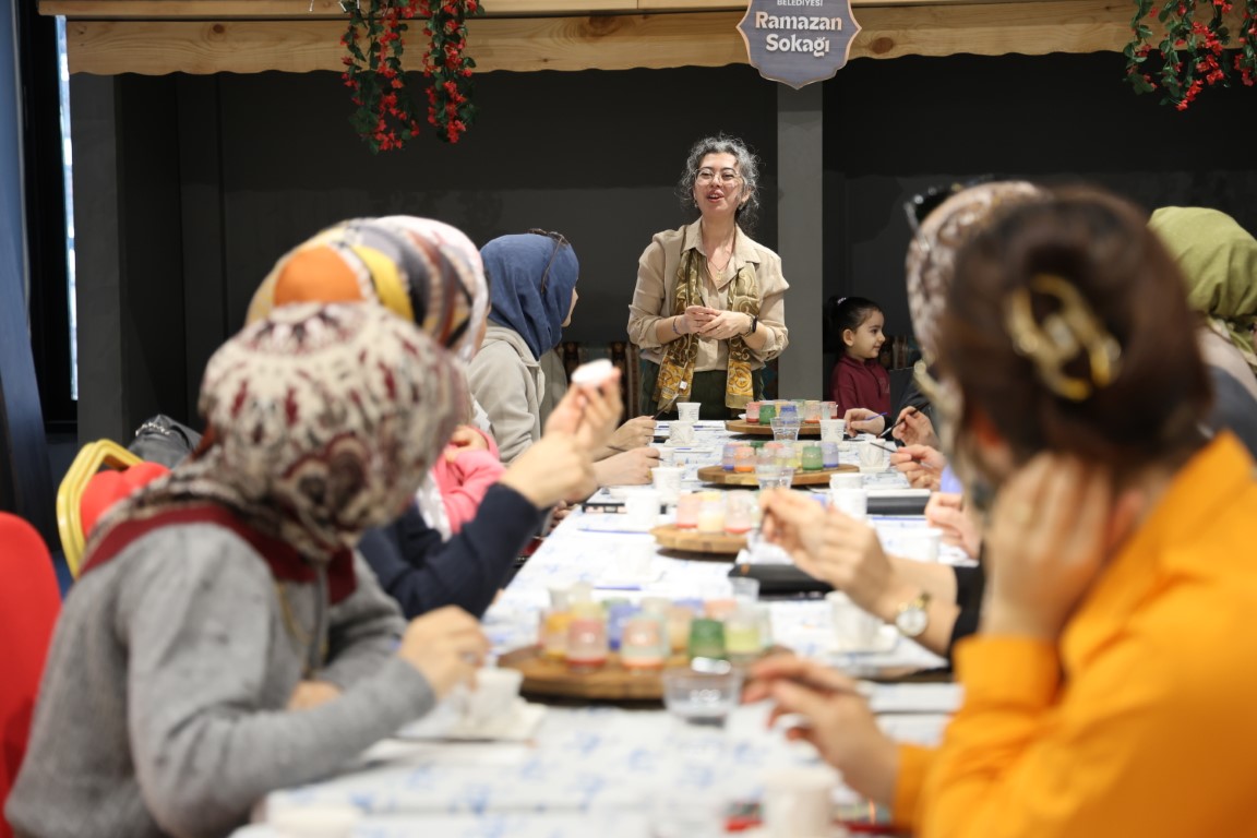 Kartepe’de Ramazan Sanatla Yaşanıyor