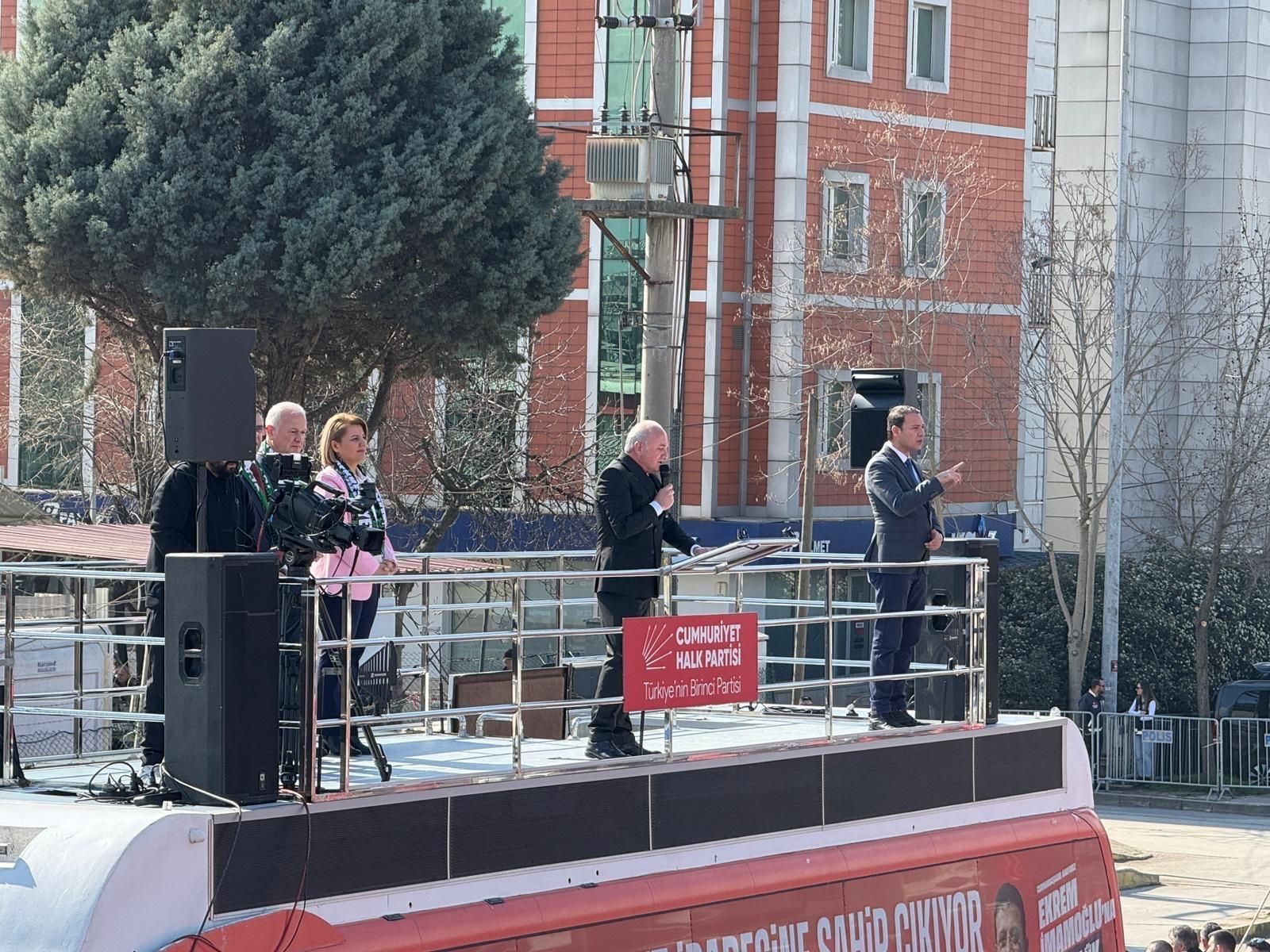 ERDEM ARCAN: TESLİM OLMAYACAGIZ!