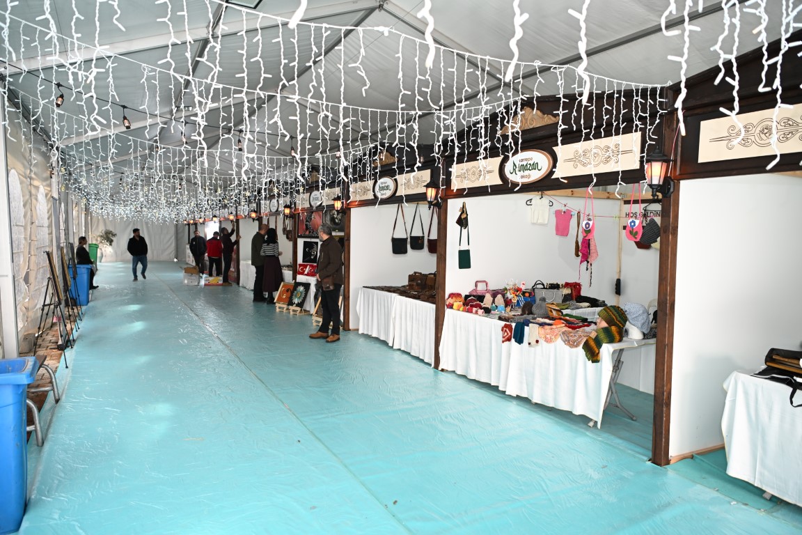 Kartepe’de Ramazan Coşkusu Kent Meydanı’nda Başladı