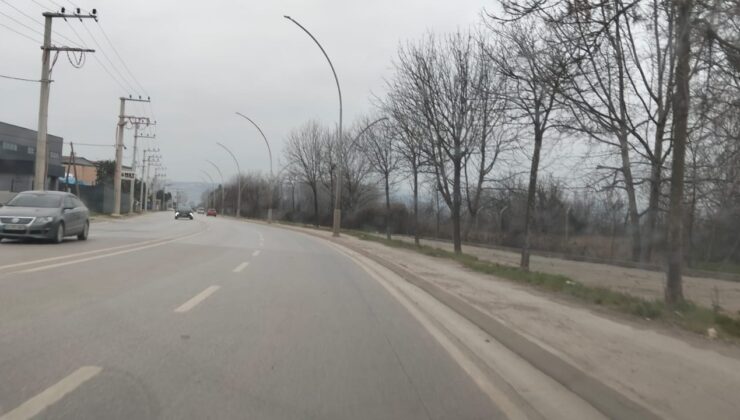 Kullar Caddesi Toz Duman: Kaldırımlar Kendi Kaderine Terk Edildi!