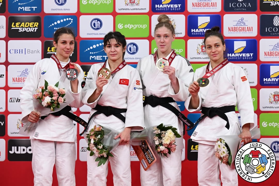 Kocaeli’nin altın kızı, Tuğçe Beder şampiyon!