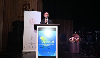 Kocaeli’de 1500. Yıl Gururu: Mevlid-i Nebi Programı Göz Kamaştırdı