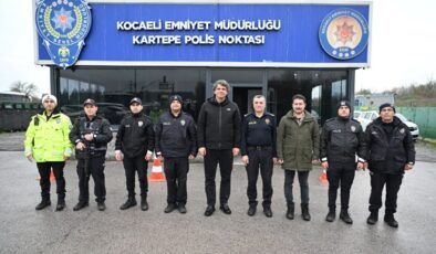 BAŞKAN KOCAMAN’DAN BAYRAMDA VEFA ZİYARETİ: SAHADAKİ KAHRAMANLARI UNUTMADI!