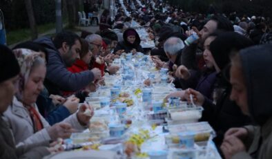Fatma Başkan, Akarca’da yüzlerce vatandaşlarla aynı sofrada buluştu