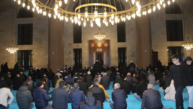 Kocaeli’de Bayram Namazı Saat Kaçta Kılınacak?