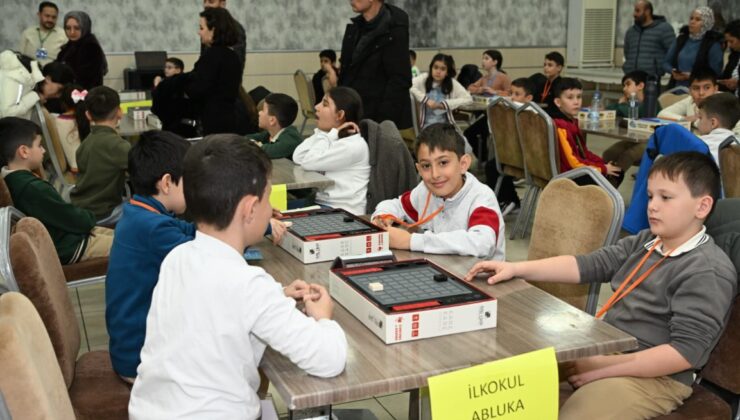 Kartepe’de Zeka Hamleleri: Akıl ve Zeka Oyunları Turnuvası’na Muhteşem Final!