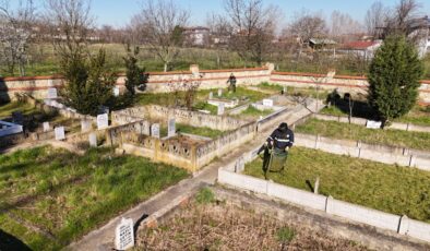 Kartepe de Mezarlıklar Bayram Ziyaretine Hazırlanıyor