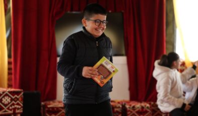 Minik Kitapseverlere Özel Söyleşi ve İmza Günü