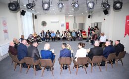 Vali Aktaş ve Eşinden Huzurevi Sakinlerine Bayram Ziyareti