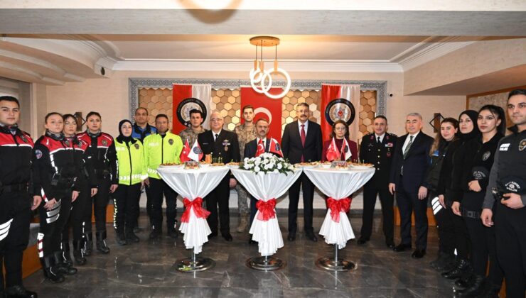 POLİS EVİNDE BAYRAMLAŞMA: EMNİYET TEŞKİLATI YALNIZ BIRAKILMADI