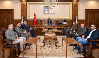 Kocaeli Minibüsçülerinden Vali Aktaş’a Kritik Ziyaret: “Esnafın Talepleri Masada”