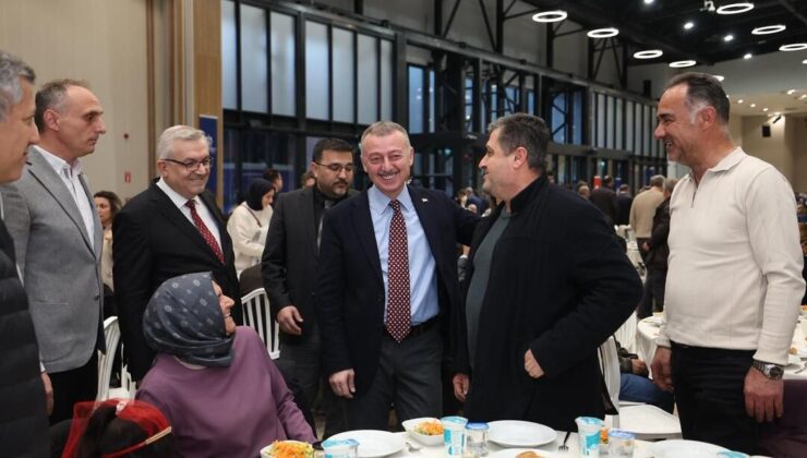 Başkan Büyükakın’dan Sağlıkçılara Teşekkür Etti