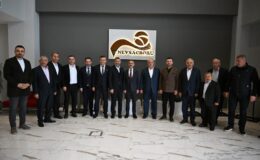 Vali Aktaş’tan Nev Saç Metal’e Ziyaret: Nevşehirli İş İnsanlarıyla İstişare Toplantısı