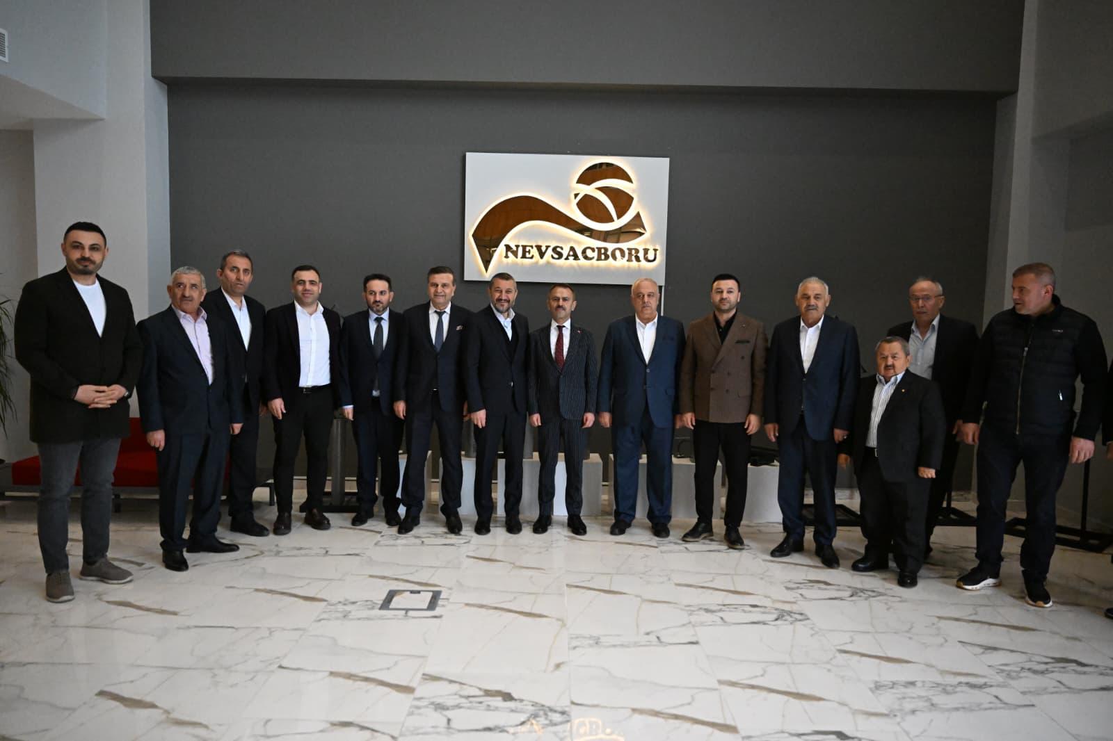 Vali Aktaş’tan Nev Saç Metal’e Ziyaret: Nevşehirli İş İnsanlarıyla İstişare Toplantısı