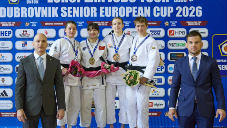 Kağıtspor Durdurulamıyor: Mavi-Beyazlılar Madalyaya Doydu!