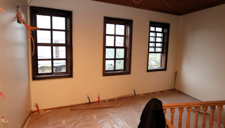 Gölcük Saraylı’da Tarihi Dönüşüm: Asırlık Yapının Restorasyonunda Sona Yaklaşıldı