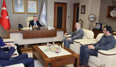 İYİ Parti’den Başkan Büyükakın’a ziyaret