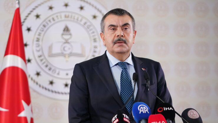 BAKAN TEKİN, OKULLARDA ALINACAK TEDBİRLERE İLİŞKİN BASIN AÇIKLAMASI DÜZENLEDİ