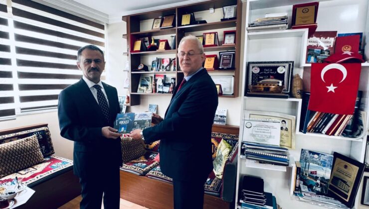 Vali Aktaş’tan Kültür ve Tarih Yolculuğu: İKTAV ve Gebze Gazetesi’ne Ziyaret