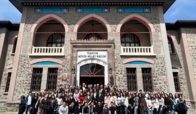 Çınar Akademi Öğrencileri Ankara’da Hedef Büyüttü: 190 Öğrenciye Vizyon Gezisi