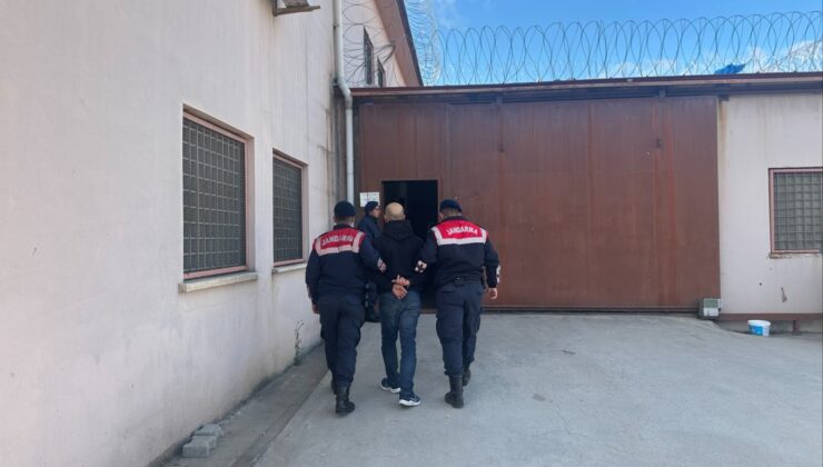 18 YILLIK FİRARİ KARTEPE’DE KISKIVRAK: JASAT’TAN KAÇAMADI!