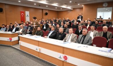 Kartepe Meclisi’nde Seçim Günü: Yeni Komisyonlar ve Encümen Belirlendi!