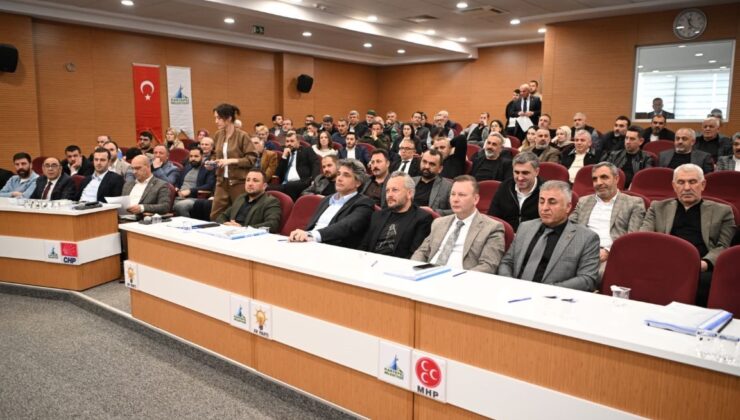 Kartepe Meclisi’nde Seçim Günü: Yeni Komisyonlar ve Encümen Belirlendi!