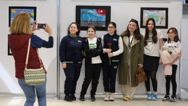 Kartepe’de Sanatın “Minik” Hali: 23 Nisan Sergisi Kapılarını Açtı!