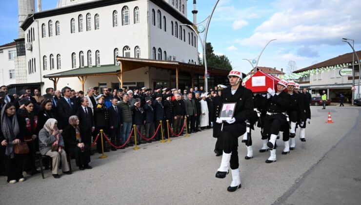 Kıbrıs Gazisi Fahri Şar, Askeri Törenle Son Yolculuğuna Uğurlandı