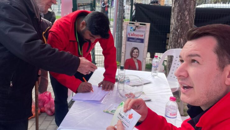 “Sen Anlat İzmit” Perşembe Pazarı’nda: Halkın Kalbine Dokunan Buluşma