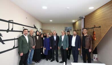 DİLOVASI’NDA SOSYAL BELEDİYECİLİK ATAĞI