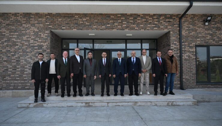 Vali Aktaş’tan Gebze’de Anlamlı Ziyaret: Şehit Yakınları ve Gaziler İçin Yeni Hizmet Alanı İncelen