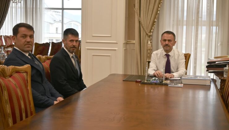 VALİ AKTAŞ, KANDIRA MUHTARLARINI KABUL ETTİ