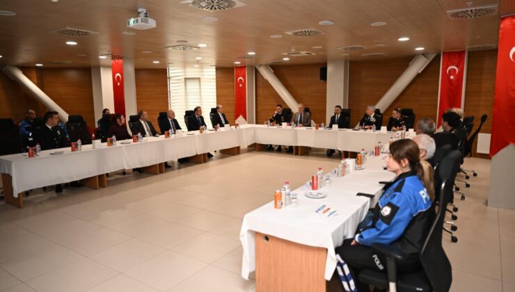 Kocaeli’de Kent Güvenliği Masaya Yatırıldı: Vali Aktaş Başkanlığında Kritik Toplantı