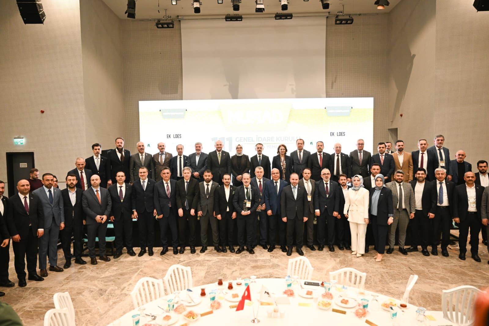 Kocaeli Protokolü ve İş Dünyası MÜSİAD Galasında Bir Araya Geldi