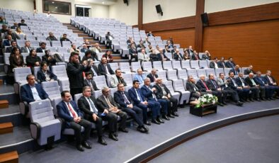 Kocaeli’nin 2026 Yatırım Rotası Çizildi: Vali Aktaş Koordinasyon Toplantısına Başkanlık Etti