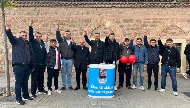 Gebze Kent Meydanı Al Bayrakla Donandı: Ülkü Ocakları’ndan 23 Nisan Kutlaması