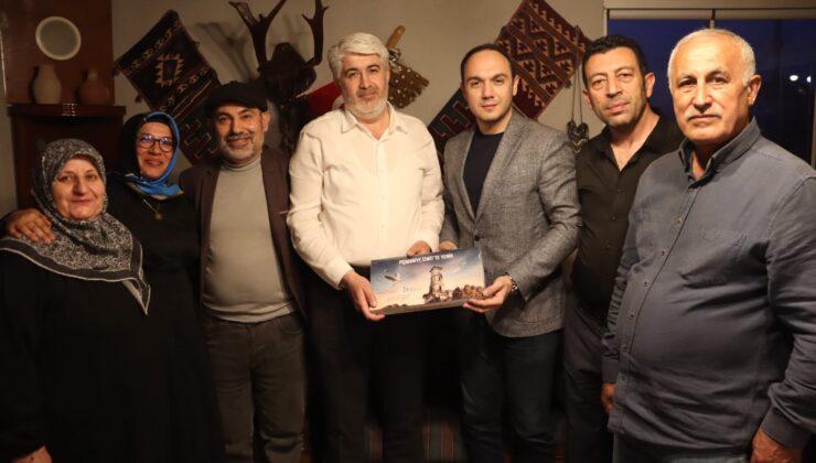 İZMİT BELEDİYESİ’NDEN YOZGATLILAR FEDERASYONU’NA ÇIKARTMA: İŞ BİRLİĞİ GÜÇLENİYOR!