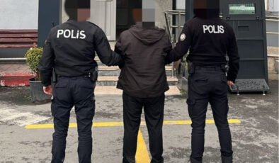 Birden Fazla Kişi Tarafından Silahla Yağma suçundan toplam 26 Yıl 61 Ay 15 gün kesinleşmiş hapis cezası ile aranan M.S…