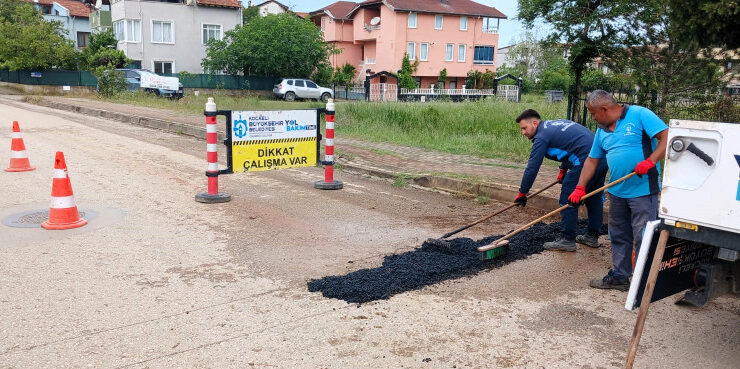 Büyükşehir’den Kandıra Kumcağız Sahil Yoluna Bakım ve Onarım