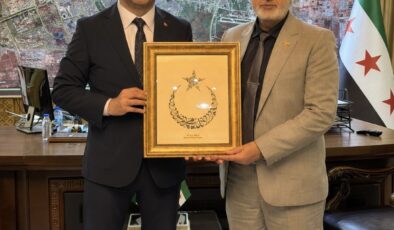 Halep Vali Vekili Fawaz Hilal’e Resmi Ziyaret
