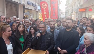 CHP Kocaeli’de ‘Butlan’ Kararına Tepki: “Binaları Ele Geçirebilirsiniz Ama Ruhumuzu Asla!”