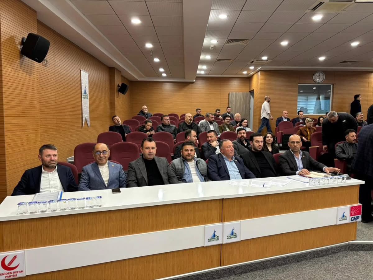 Kartepe Meclisi’nde “Osmanlı Hamamı” Tartışması: CHP’den Şeffaflık Çağrısı
