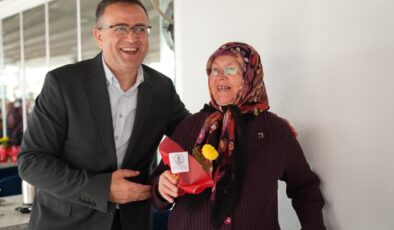 Derince’de Anneler Günü’ne Özel Anlamlı Kahvaltı