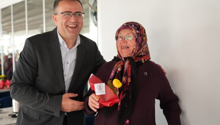 Derince’de Anneler Günü’ne Özel Anlamlı Kahvaltı